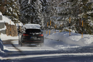 Guidare in sicurezza in Val di Fassa in inverno