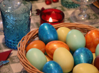 Pasqua 2026 in Val di Fassa: tra chiusura impianti e tradizione del pechenèr