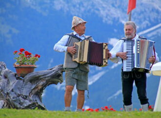Estate 2026 in Val di Fassa: Gli Eventi Imperdibili e le Novità delle Dolomiti